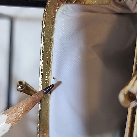 Vintage Beaded Coin purse. - Picture 7 of 9